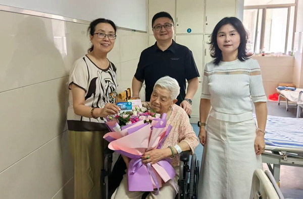 1757651454137572.jpg 772028565.jpg