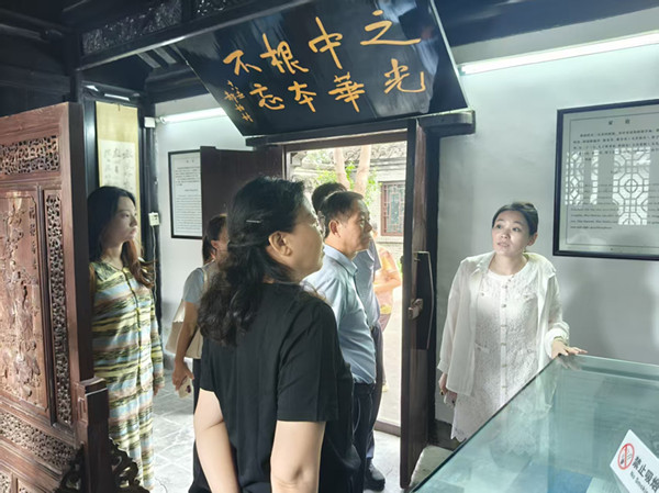 1758793402618495.jpg 4_副本.jpg